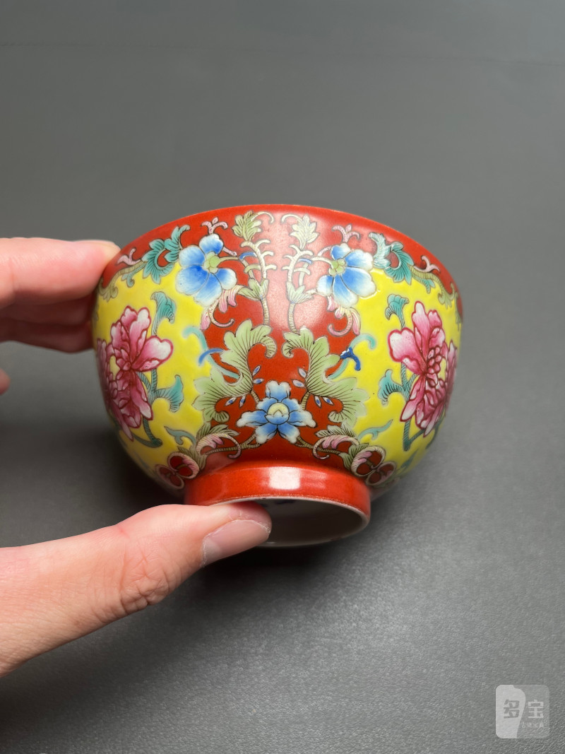 清光绪  珊瑚红地洋彩花卉碗（一对） - 图7